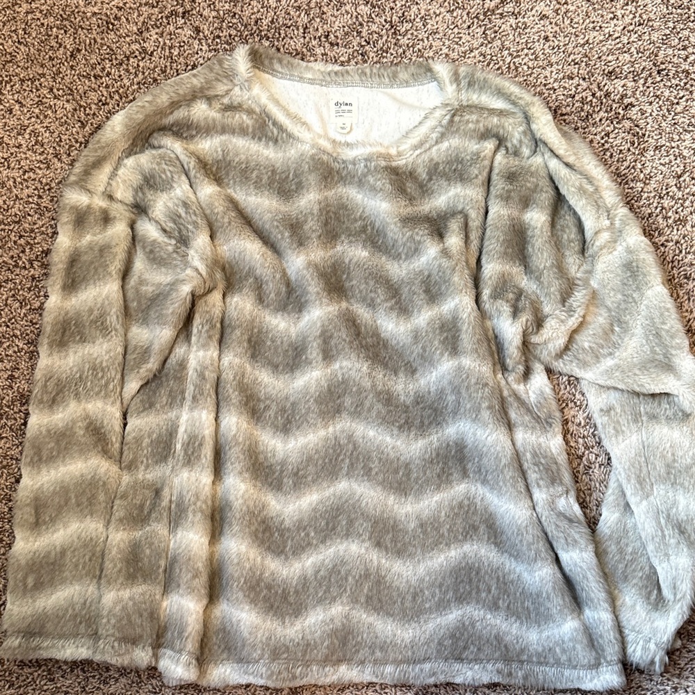 Dylan Gray and White Fuzzy Sweater